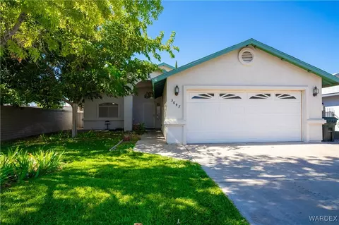 3647 N Burbank St, Kingman, AZ 86409