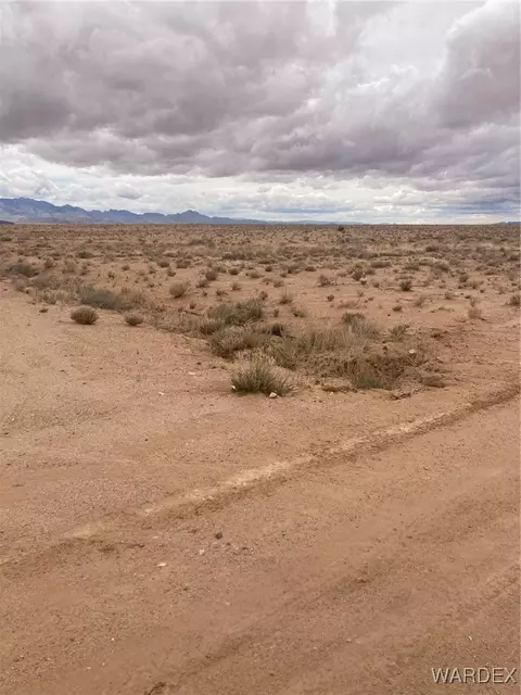 000 Calle Gln, Kingman, AZ 86409