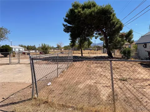 3556 E Oriole Ln, Kingman, AZ 86409 photo 5