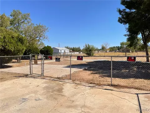 3556 E Oriole Ln, Kingman, AZ 86409 photo 8