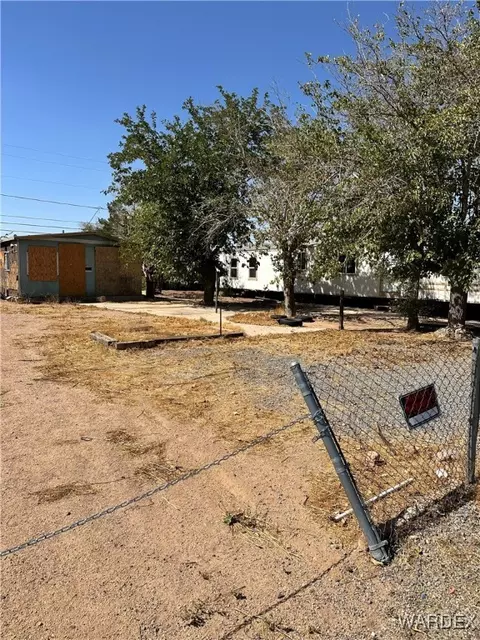 3554 E Cardinal Ln, Kingman, AZ 86409 photo 2