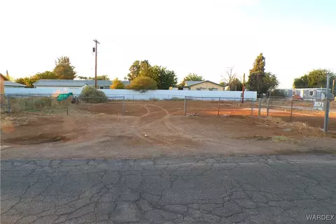 3571 E Ryan Ave, Kingman, AZ 86409