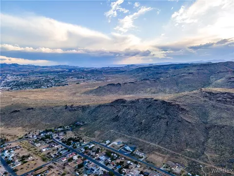 400 Camelback Blvd, Kingman, AZ 86409 photo 4