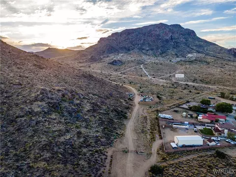400 Camelback Blvd, Kingman, AZ 86409 photo 2