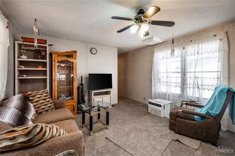 3620 E Cardinal Ln, Kingman, AZ 86409 photo 2