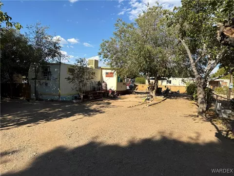 3655 E Oriole Ln, Kingman, AZ 86409 photo 2