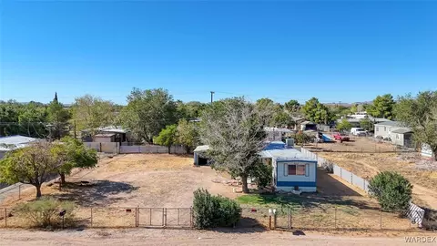 3996 E Hearne Ave, Kingman, AZ 86409