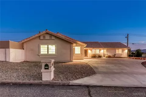 2390 N Smoketree Ave, Lake Havasu City, AZ 86403