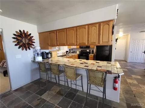 406 W Echo Dr, Meadview, AZ 86444 photo 8