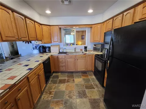 406 W Echo Dr, Meadview, AZ 86444 photo 11