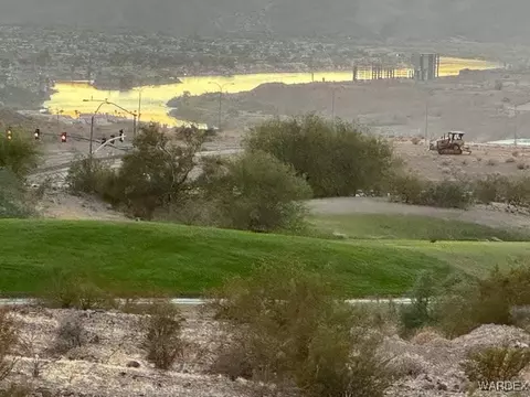 2729 Promontory Dr, Bullhead City, AZ 86429