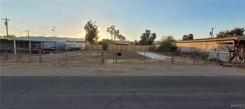 2235 Coronado Dr, Bullhead City, AZ 86442