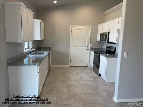 3301 E Farm Crest Ave, Kingman, AZ 86409 photo 8