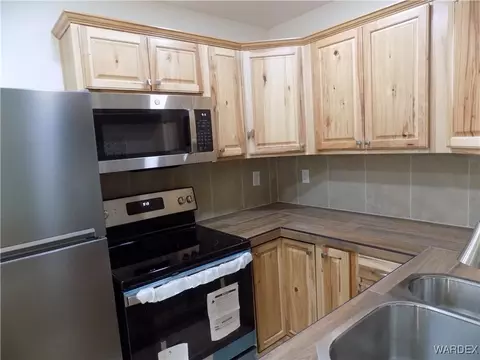 2304 E Suffock Ave, Kingman, AZ 86409 photo 9