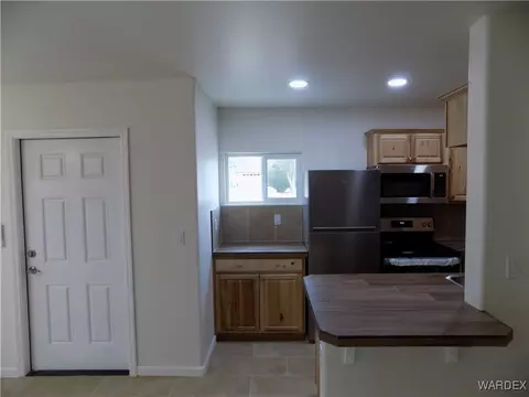 2304 E Suffock Ave, Kingman, AZ 86409 photo 10