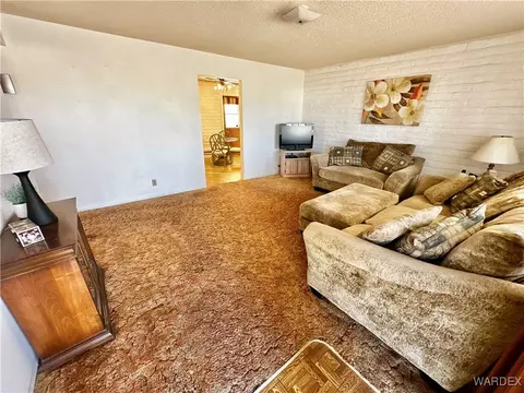 590 E Beverly Ave, Kingman, AZ 86409 photo 5