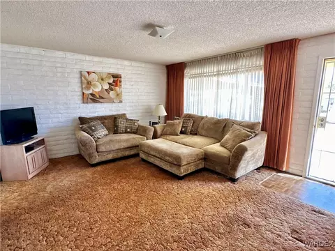 590 E Beverly Ave, Kingman, AZ 86409 photo 7