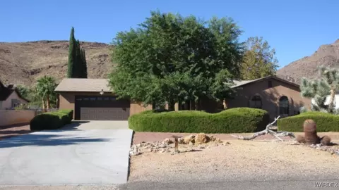 4897 Steinke Dr, Kingman, AZ 86409