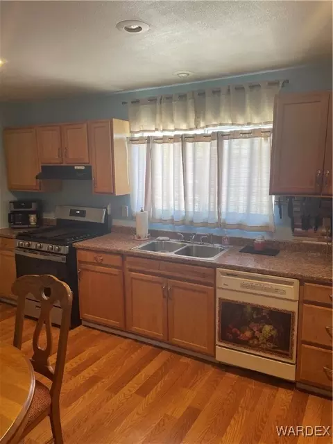5023 E Miami Dr, Topock, AZ 86436 photo 6