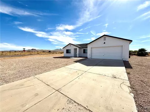 7698 E Silver Concho Ct, Kingman, AZ 86401 photo 4