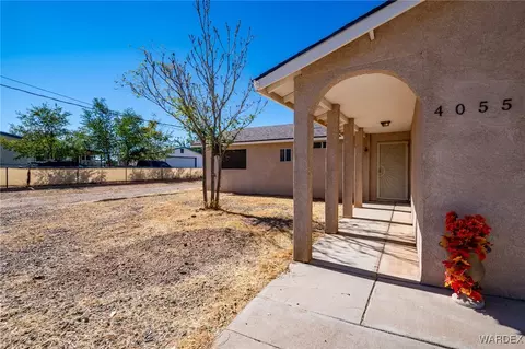 4055 N Benton St, Kingman, AZ 86409