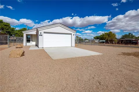 1645 E Devlin Ave, Kingman, AZ 86409 photo 2