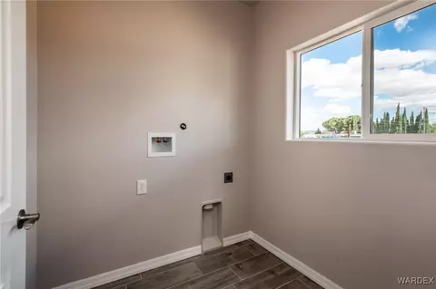 1645 E Devlin Ave, Kingman, AZ 86409 photo 19
