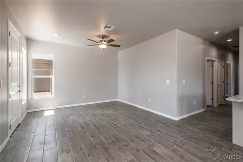 1645 E Devlin Ave, Kingman, AZ 86409 photo 12