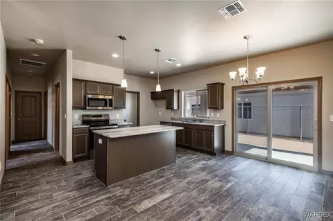 1635 E Devlin Ave, Kingman, AZ 86409 photo 12