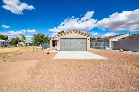 1635 E Devlin Ave, Kingman, AZ 86409 photo 3