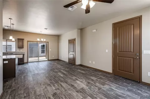 1635 E Devlin Ave, Kingman, AZ 86409 photo 9