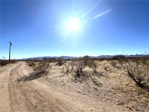 306-48 S 008u S Concho Rd, Golden Valley, AZ 86413