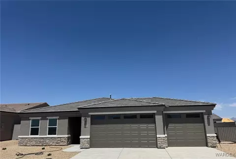2191 E Twins Dr, Fort Mohave, AZ 86426