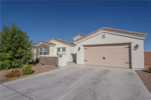 3687 Richie Dr, Kingman, AZ 86401