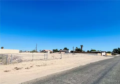 4611 E Tule Dr, Topock, AZ 86436