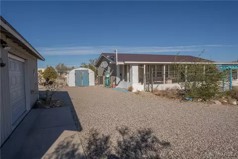 29940 N Sunfish Dr, Meadview, AZ 86444