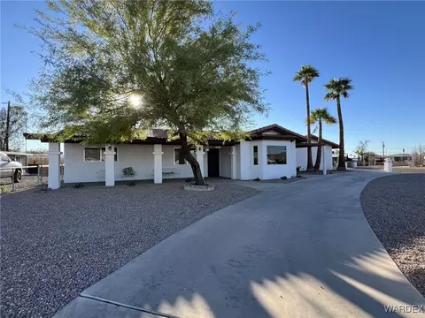 1094 Zircon Ave, Bullhead City, AZ 86442