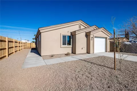 2615 E Butler Ave, Kingman, AZ 86409