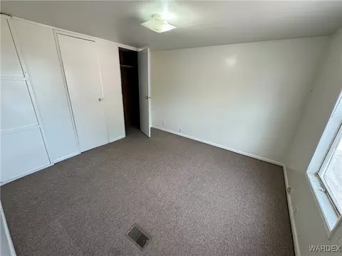 645 E Beverly Ave, Kingman, AZ 86409 photo 5