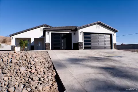 2180 Coronado Dr, Bullhead City, AZ 86442