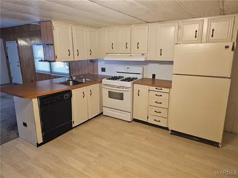 2175 E Snavely Ave, Kingman, AZ 86409 photo 11