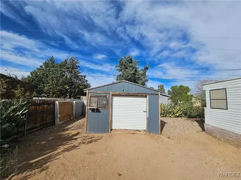 2175 E Snavely Ave, Kingman, AZ 86409 photo 8
