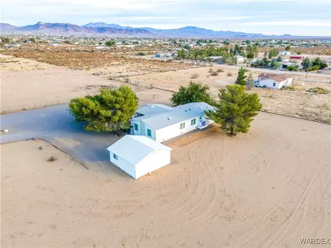 3722 N Verde Rd, Golden Valley, AZ 86413