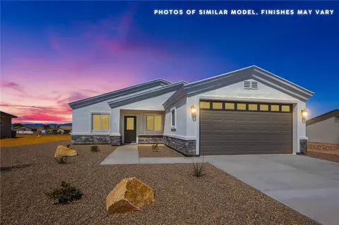 7110 E Alvarado Dr, Kingman, AZ 86401