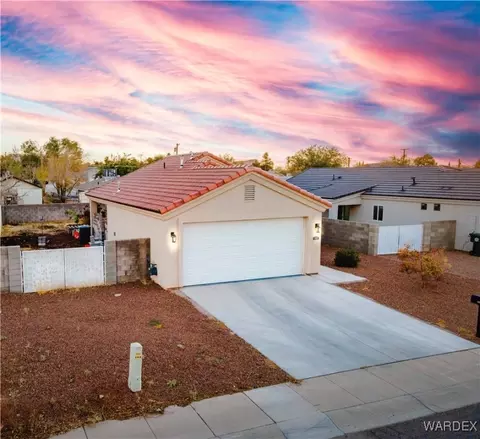 2426 Louise Ave, Kingman, AZ 86401
