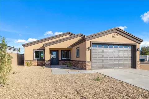 2215 E Devlin Ave, Kingman, AZ 86409