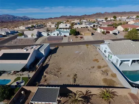 2428 N Ridge Ave, Bullhead City, AZ 86429