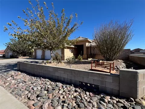 2904 N Melody St, Kingman, AZ 86401