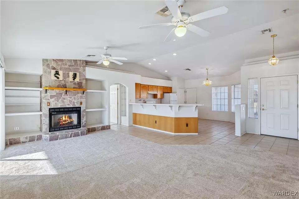  6202 Jaguar Dr, Fort Mohave, AZ 86426 photo 3