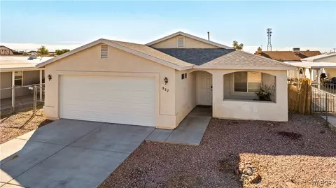 902 Glen Dr, Bullhead City, AZ 86442